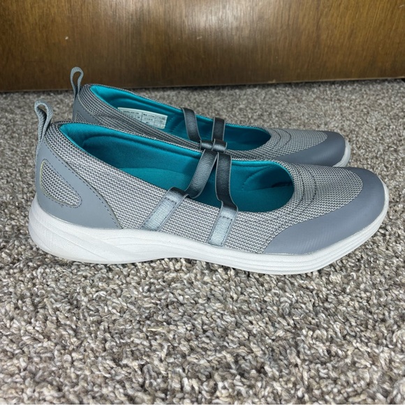 Vionic Agile Opal Gray Slip On Size 7.5 - Picture 1 of 7